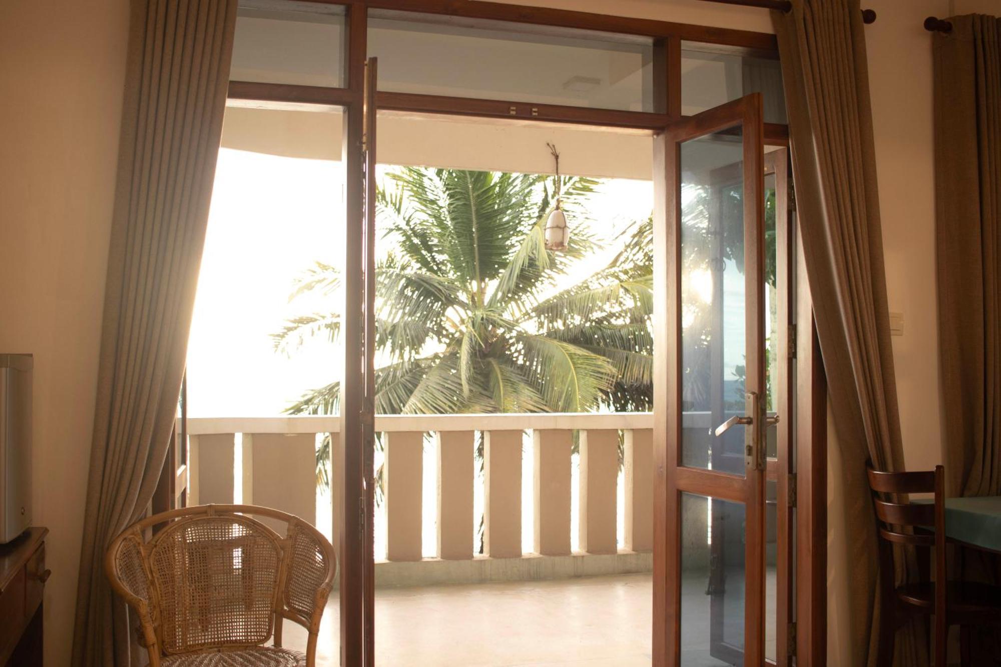 Hotel Coconut Bar Sea Lodge Beruwala Eksteriør bilde