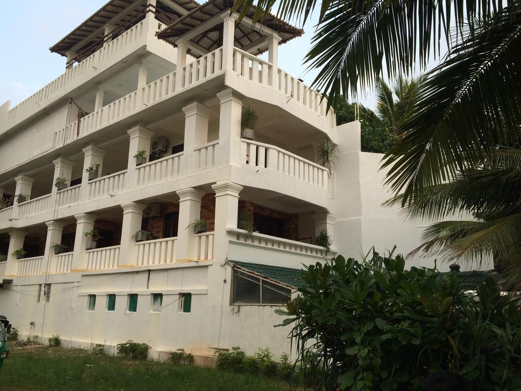 Hotel Coconut Bar Sea Lodge Beruwala Eksteriør bilde